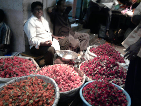 Roses at the wholesale flower market, Bengaluru
