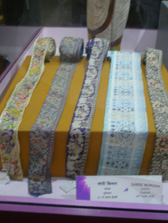 Sari borders